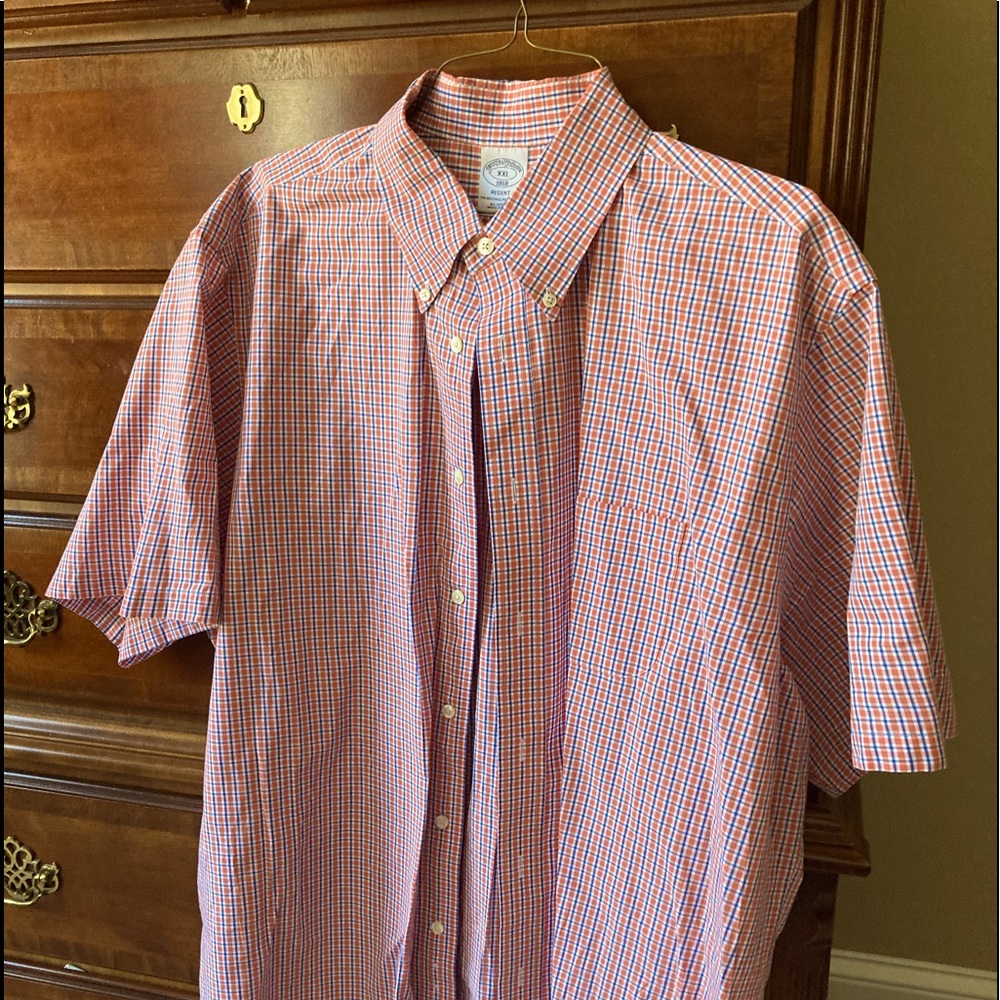 Brooks Brothers short sleeve regent dress shirt
